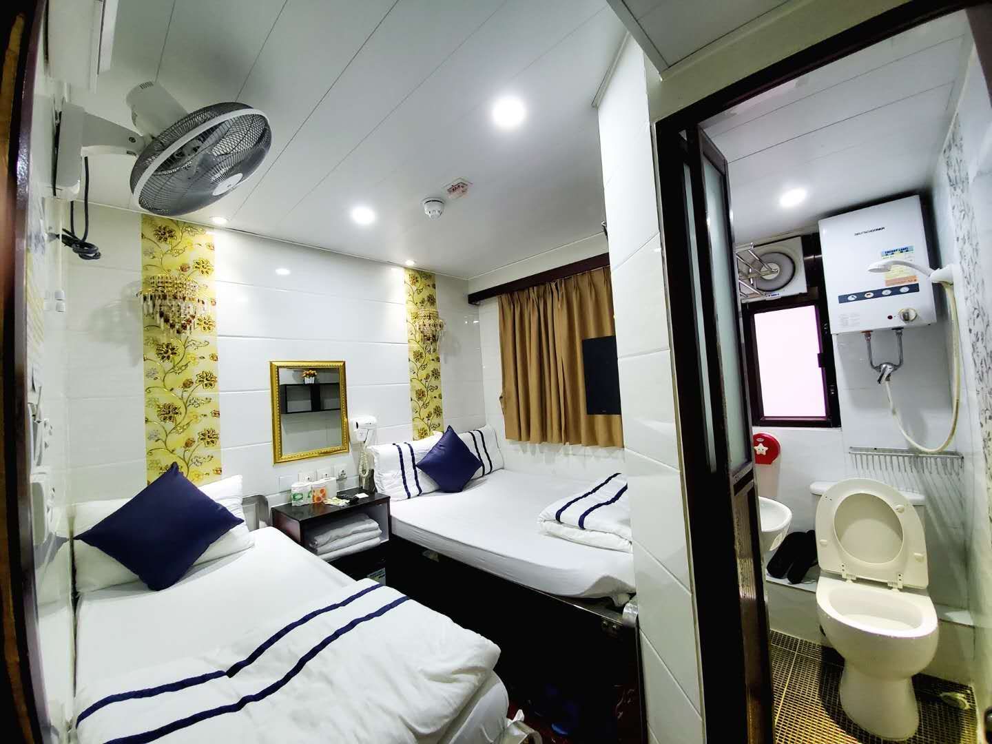 Carlton Guest House