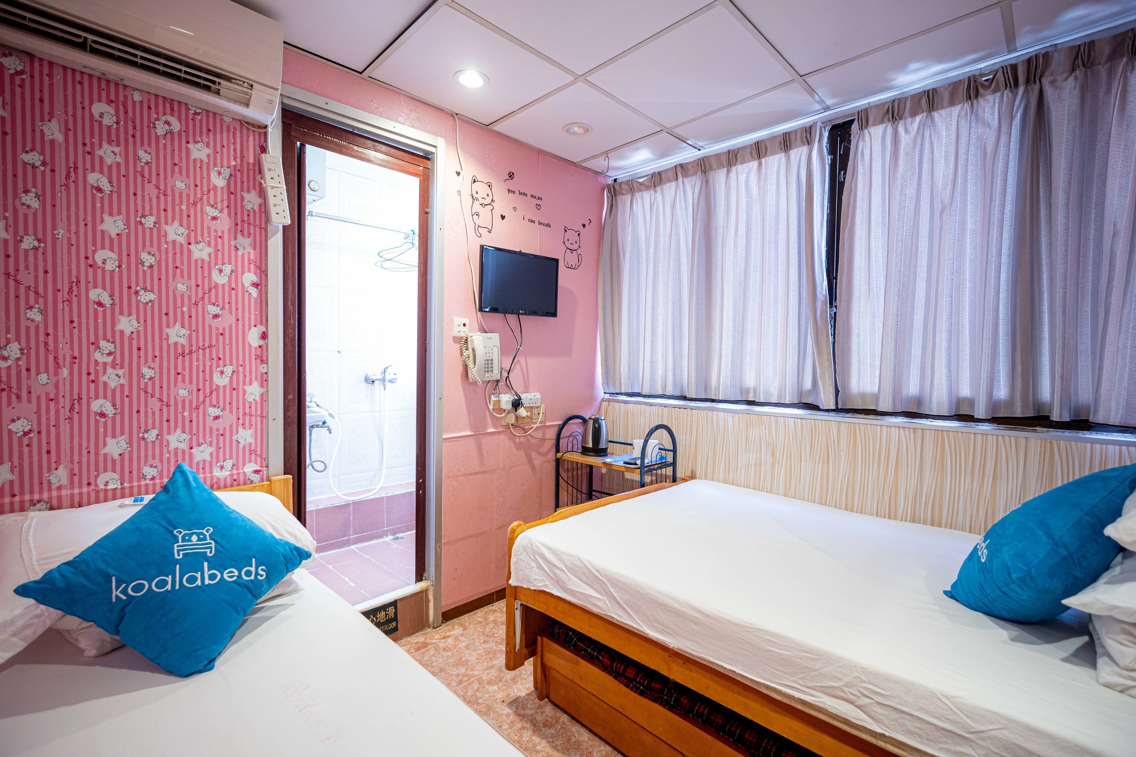 Lucky Hostel
