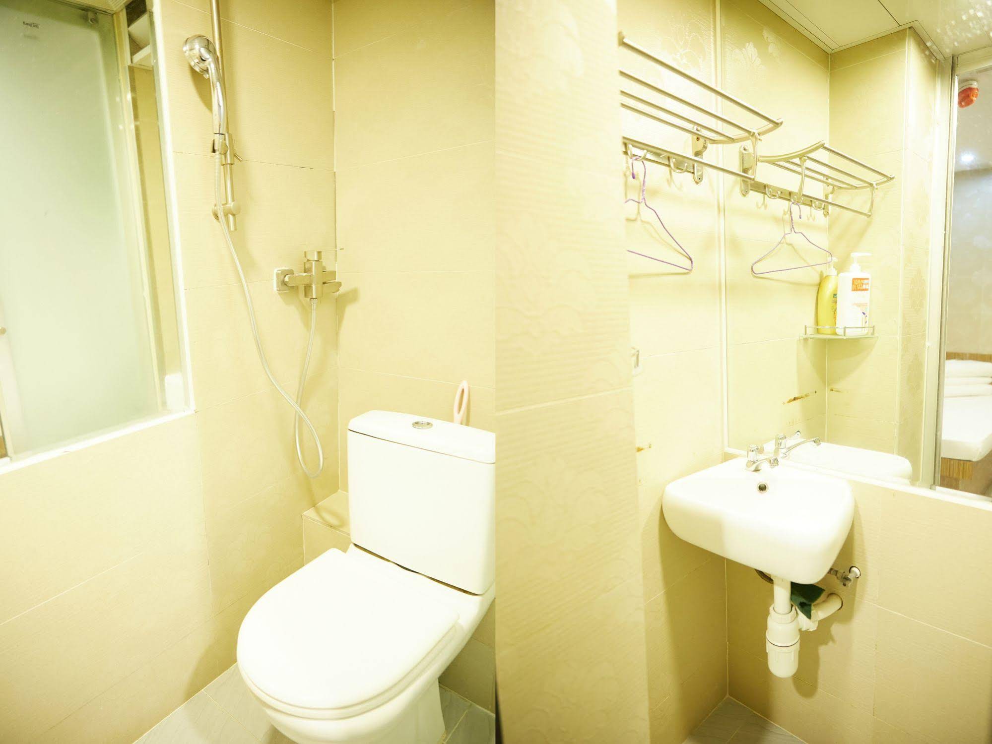 Me Easy Hostel