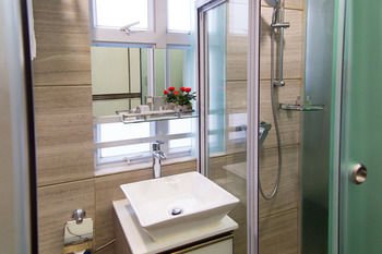 Metroplace Boutique Hotel