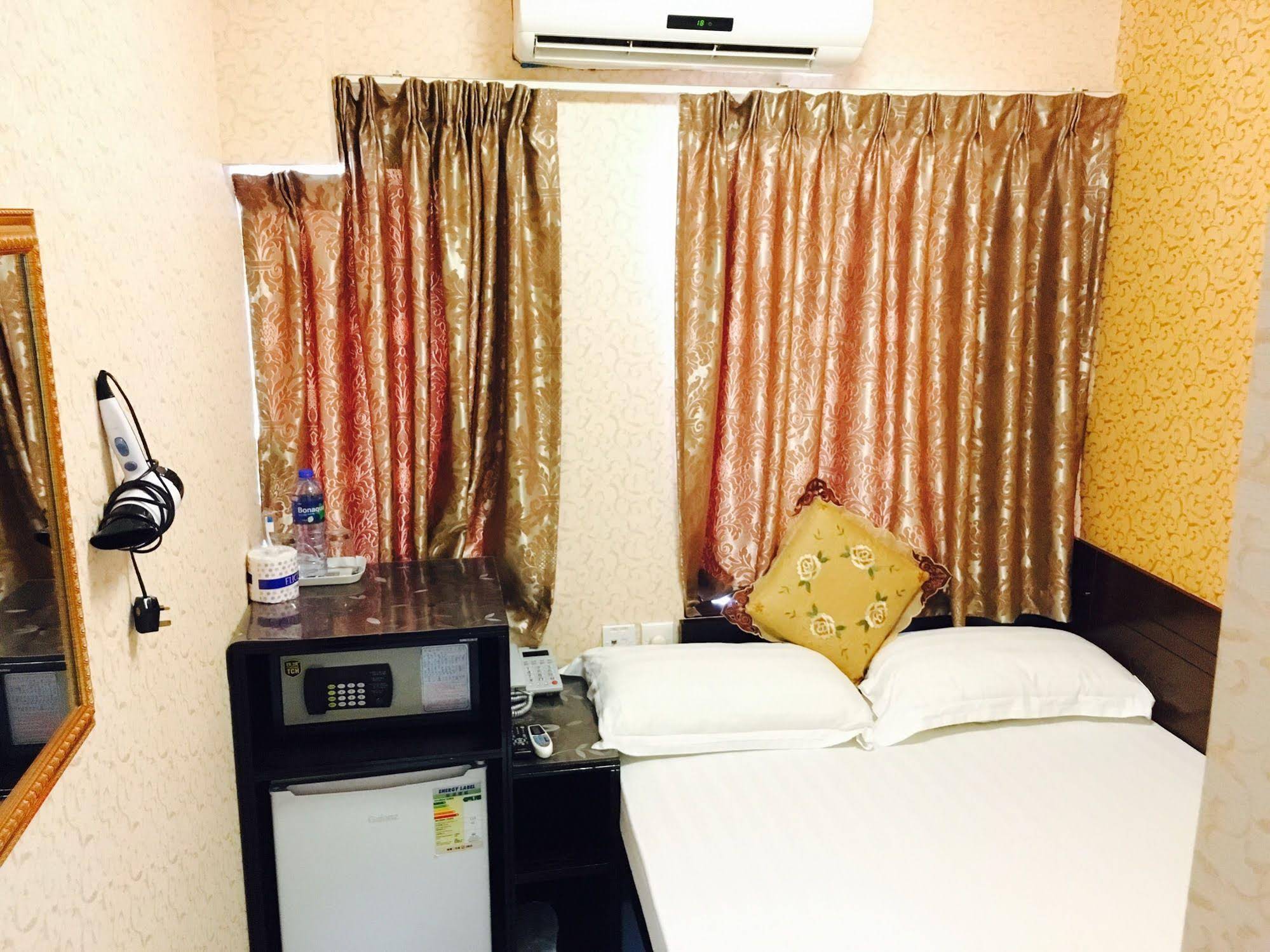 Modern Hotel