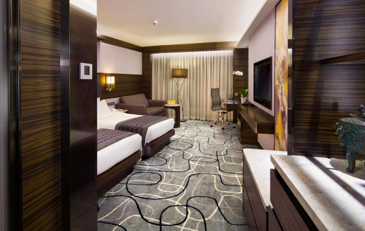New World Millennium Hong Kong Hotel