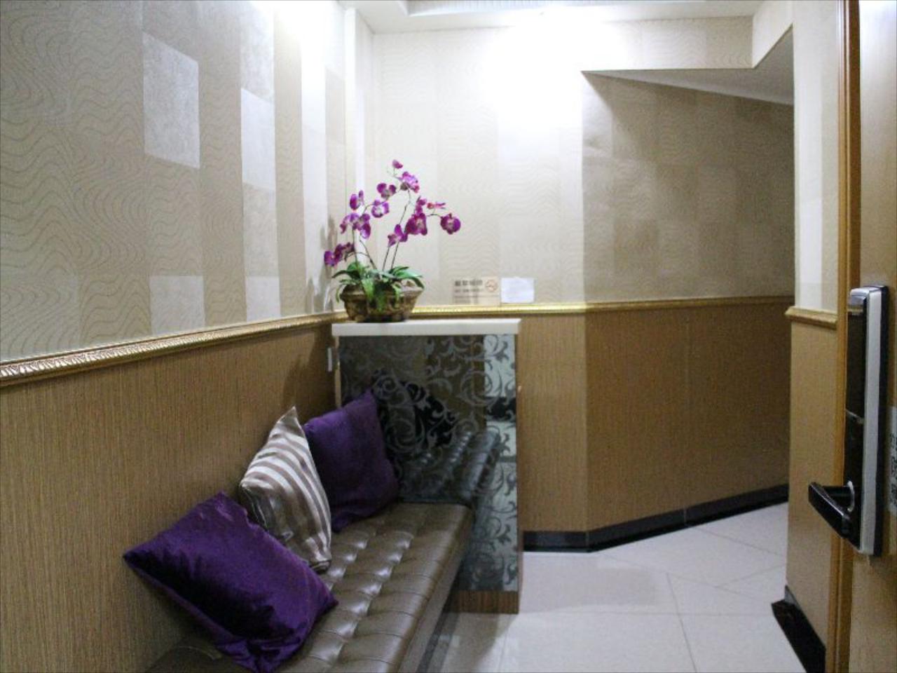 Orchid Inn