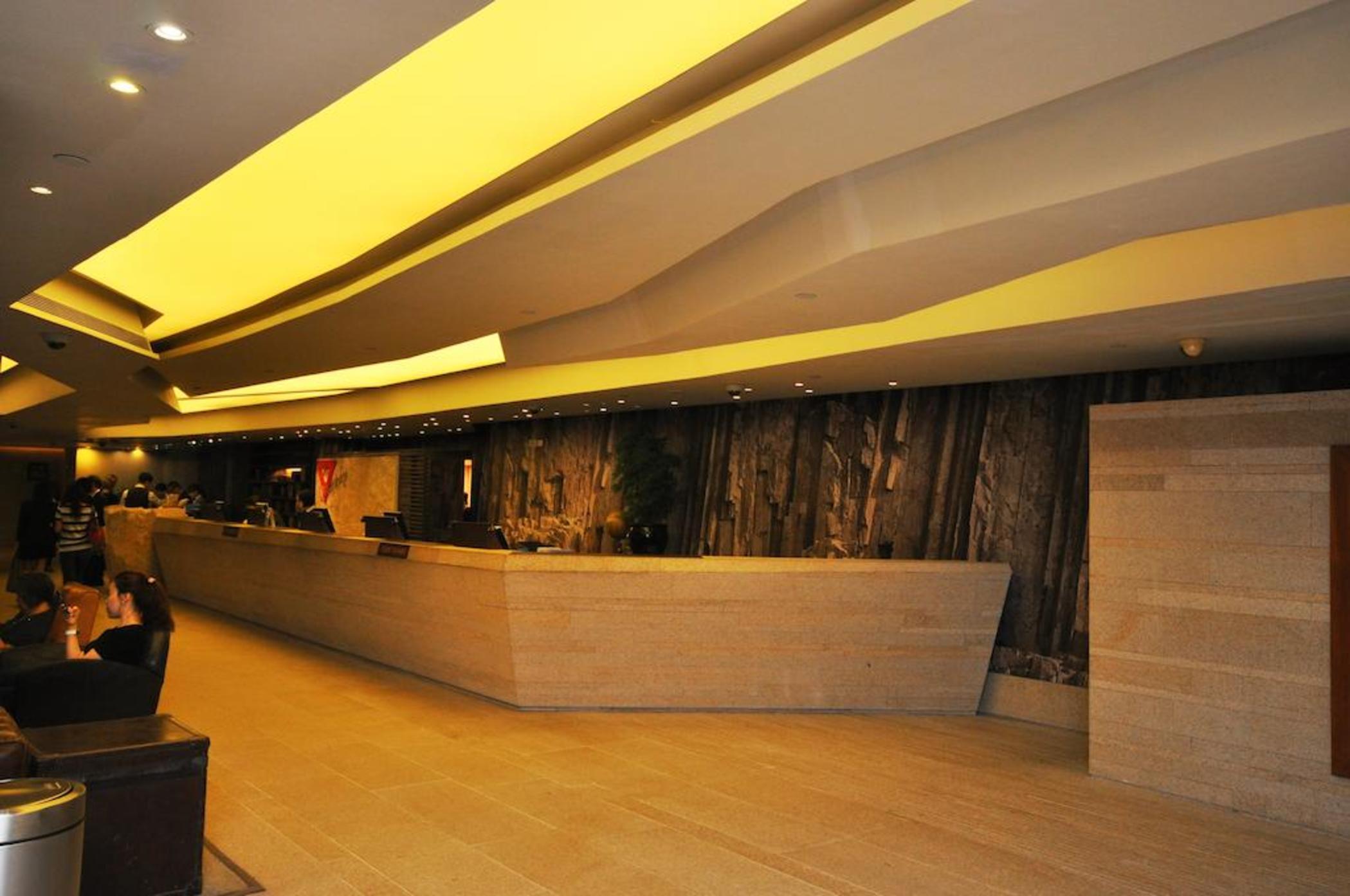 The Salisbury - YMCA of Hong Kong