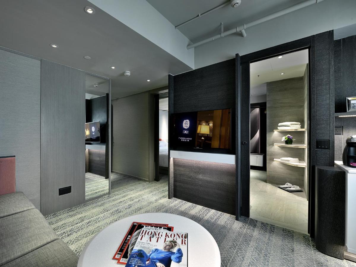 Xi Hotel