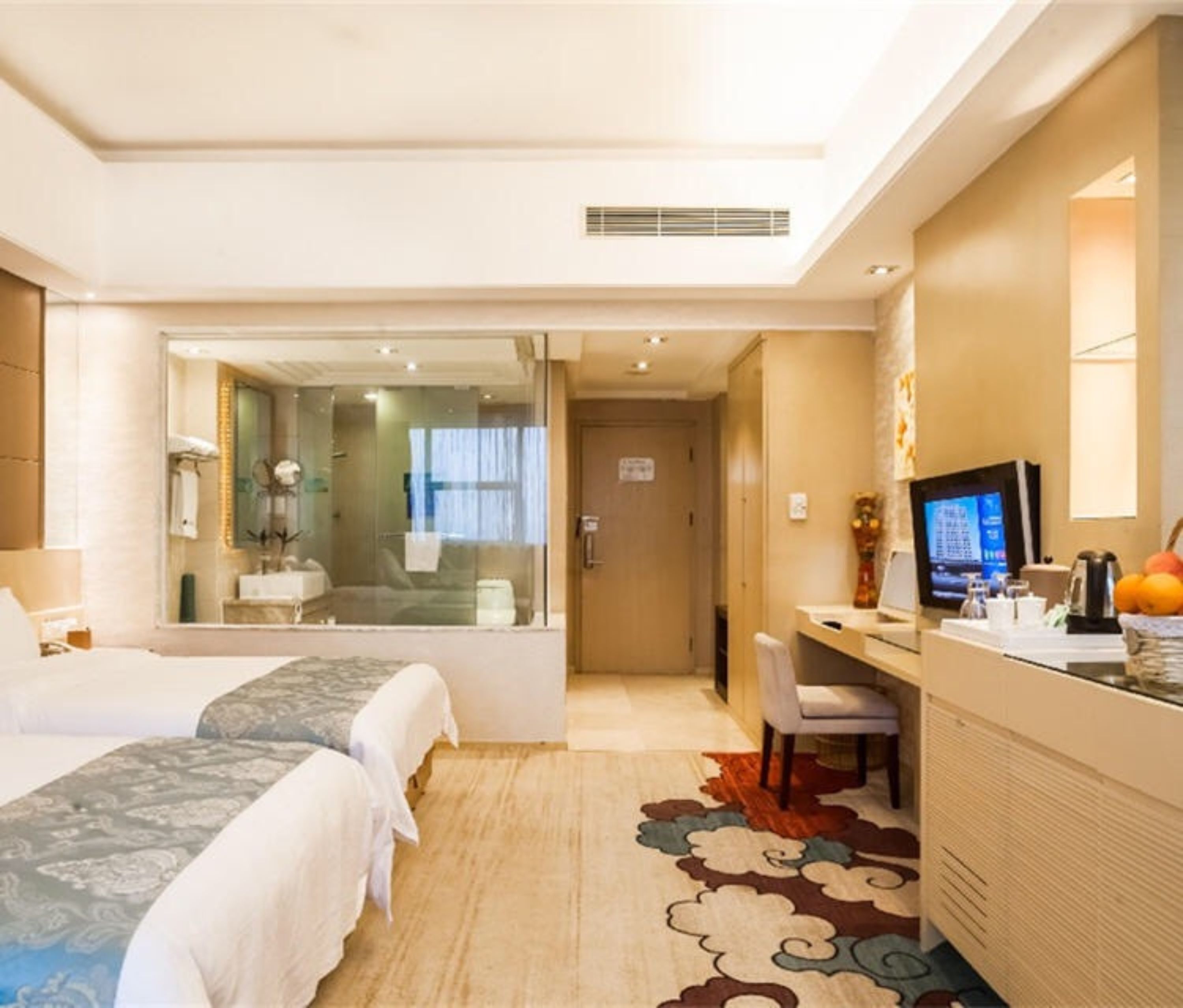 Eastern Five Continents Hotel