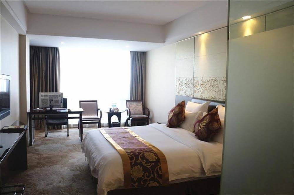 Quanzhou Huian Huili Hotel