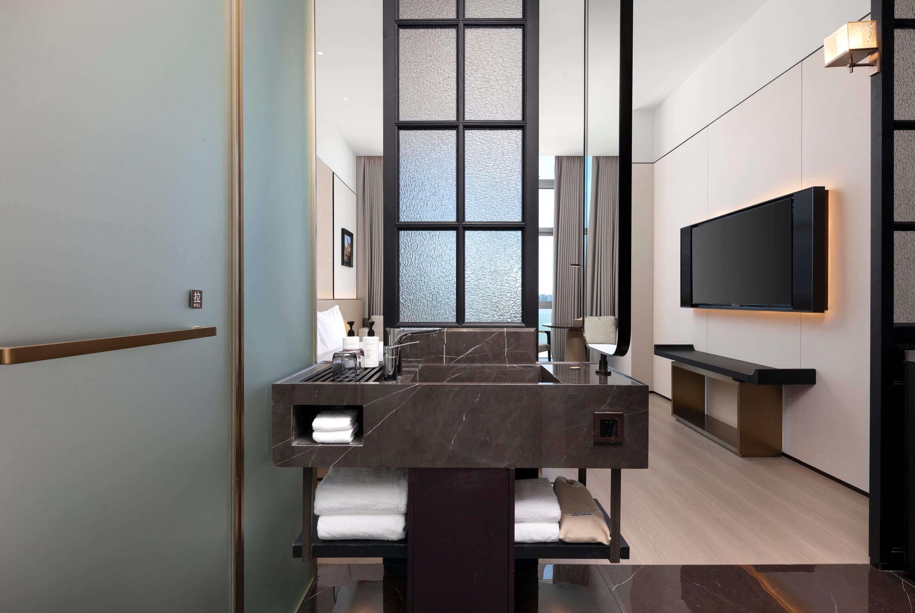 Days Hotel by Wyndham Shantou Zhugang