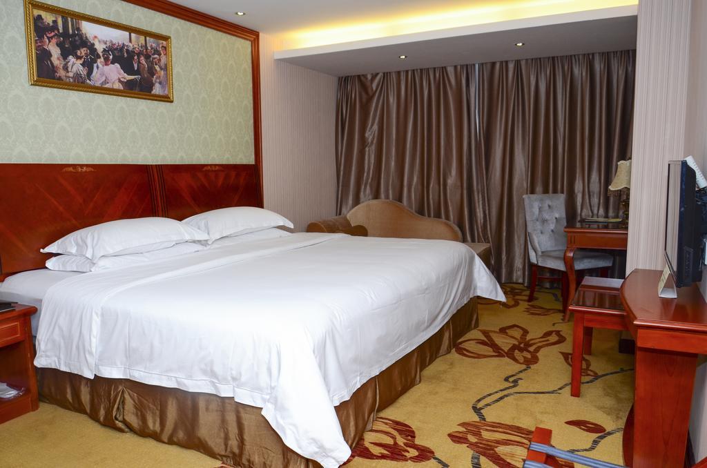 Vienna Hotel Shantou Exhibition Center