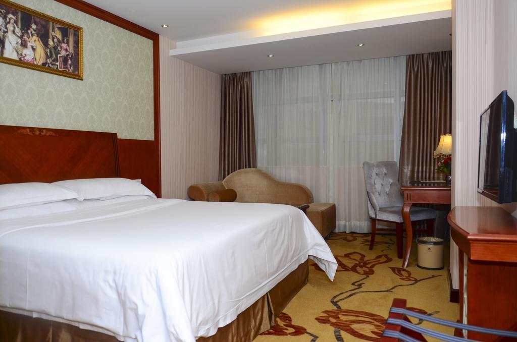 Vienna Hotel Shantou Exhibition Center