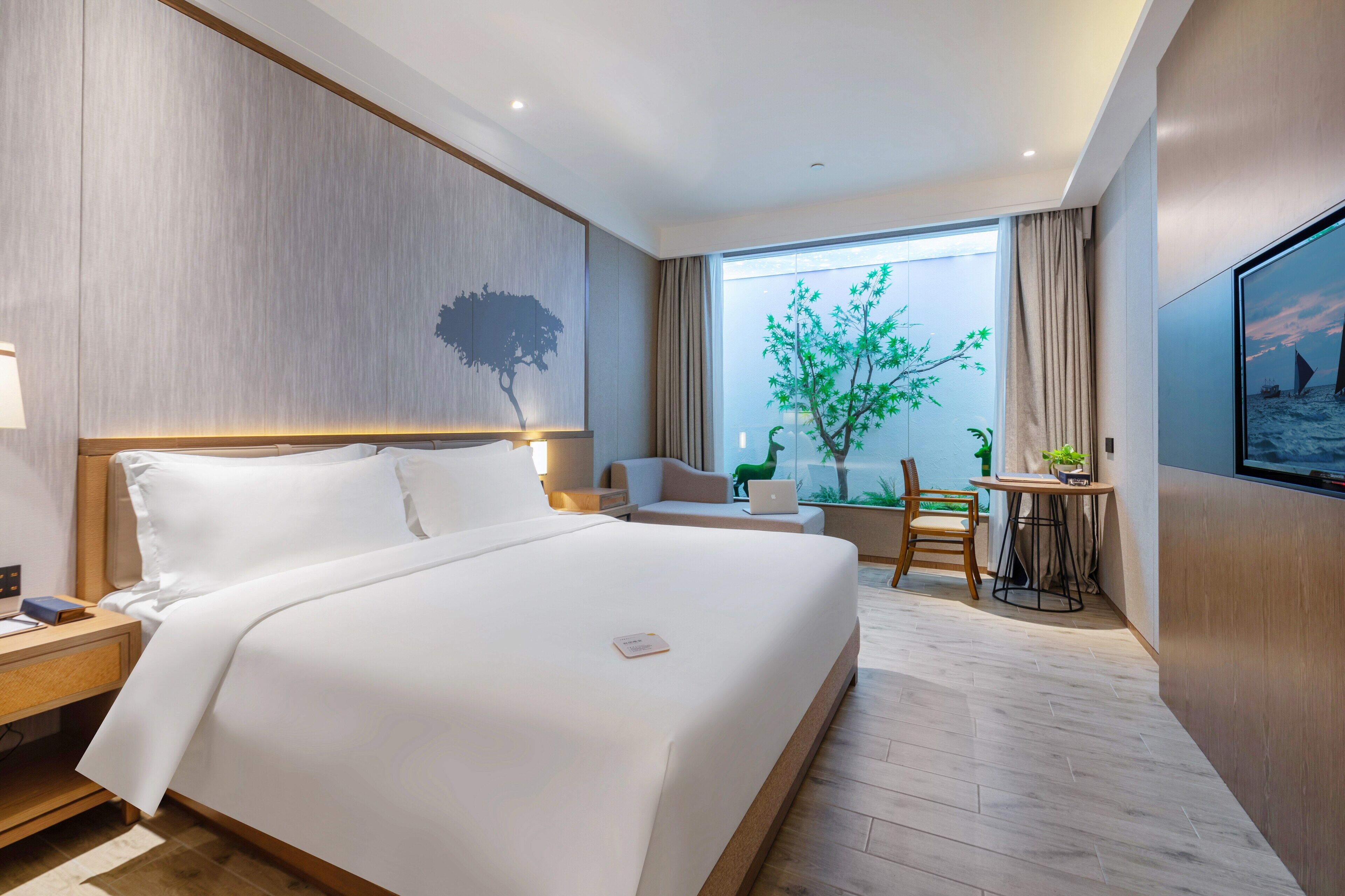 Apex Hotel