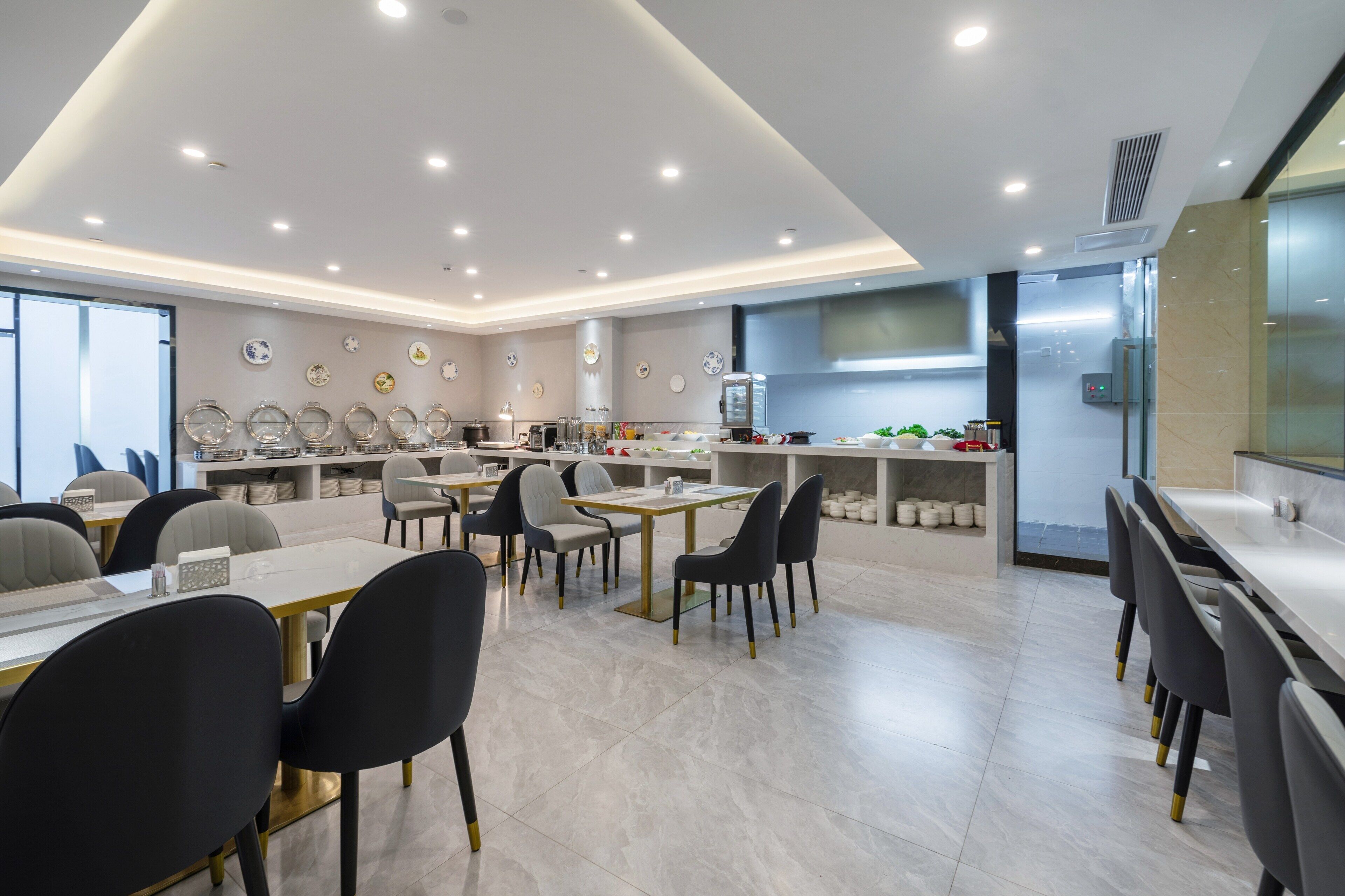 Apex Hotel
