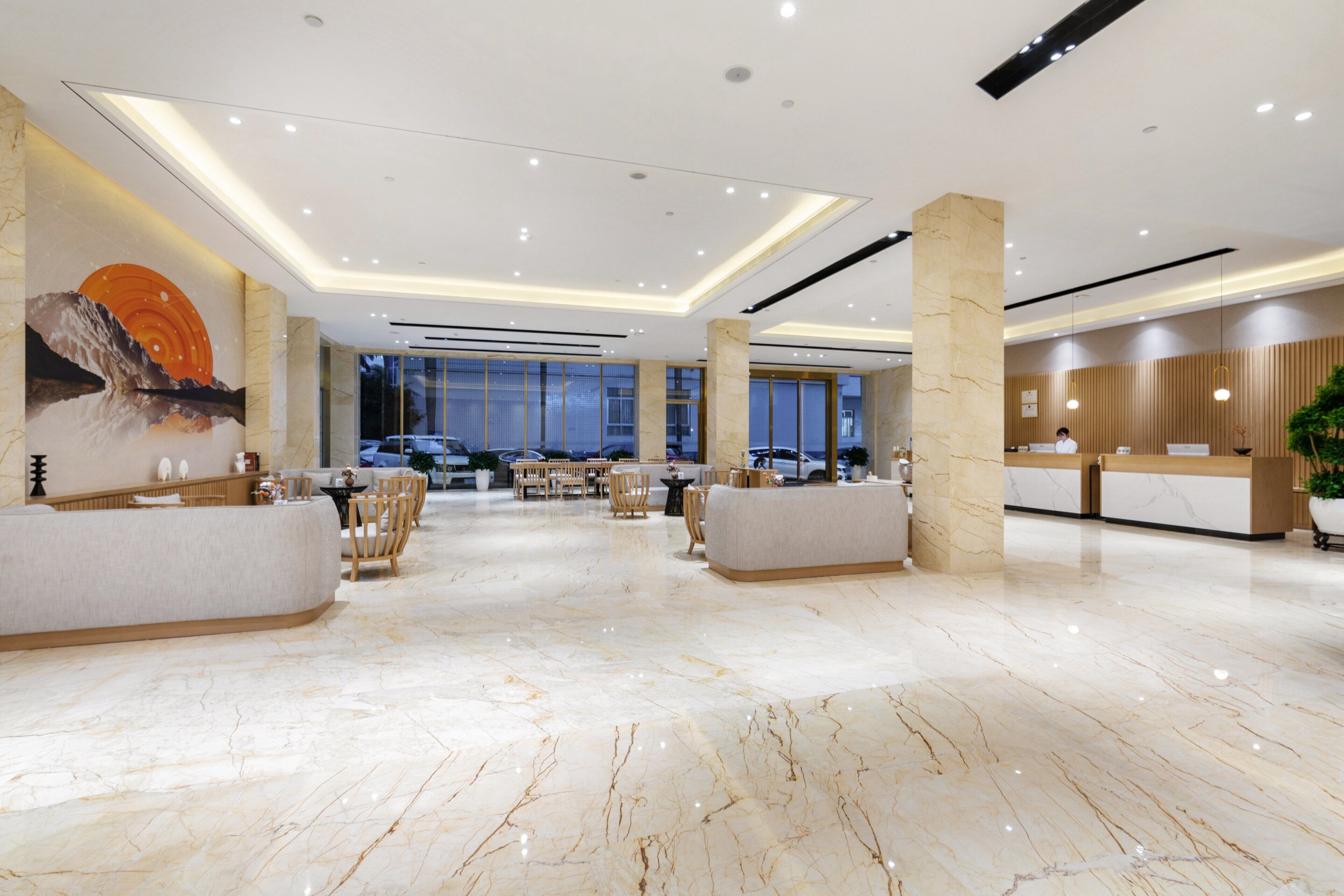 Apex Hotel