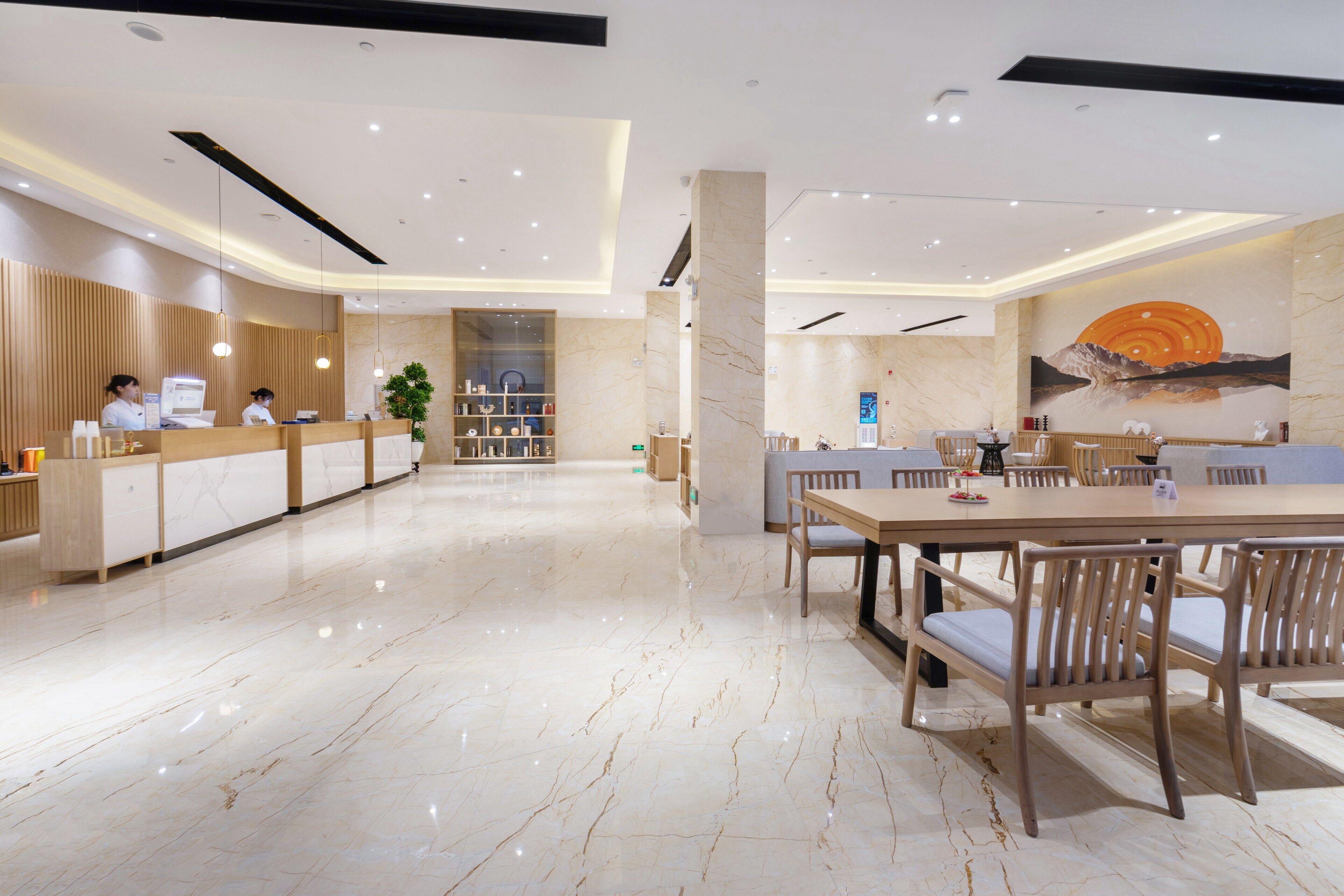 Apex Hotel