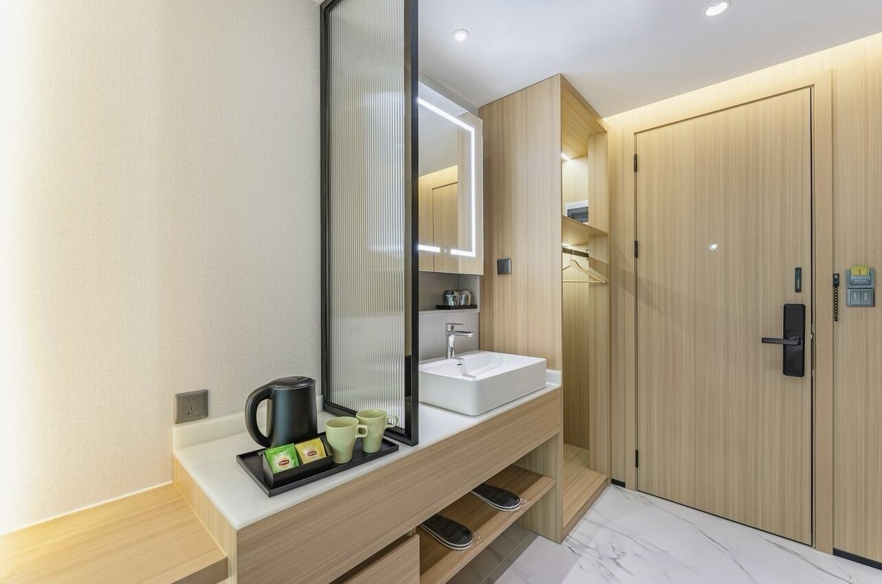 Baiheng Hotel