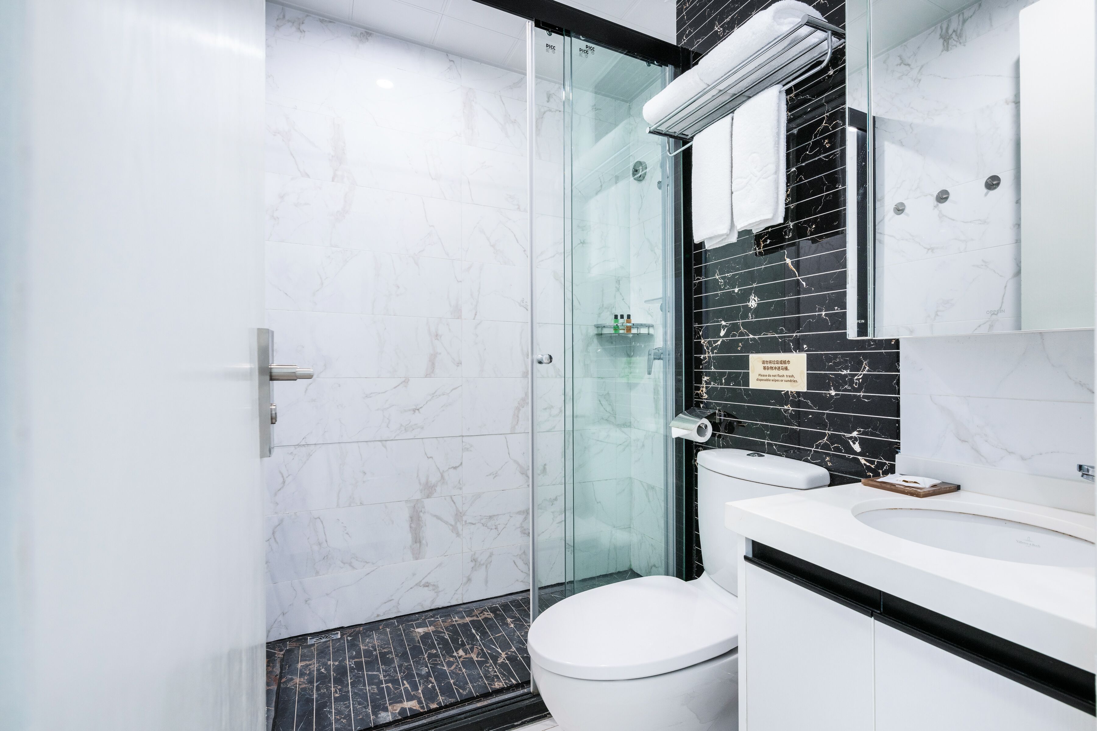 Golden Central Hotel Serviced Residence-