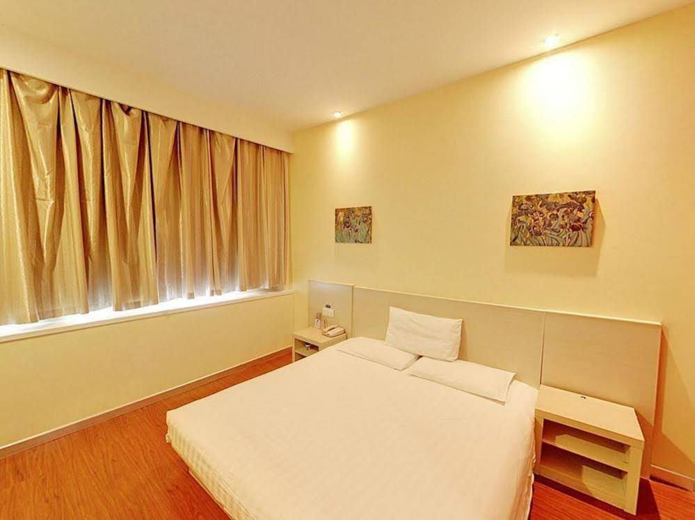 Hanting Hotel Shenzhen Wanxiang City