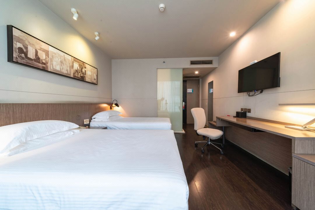 Huanggang Port Jinjiang Star Hotel