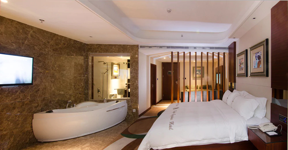 Pengke Ingenious Hotel MIXC Branch