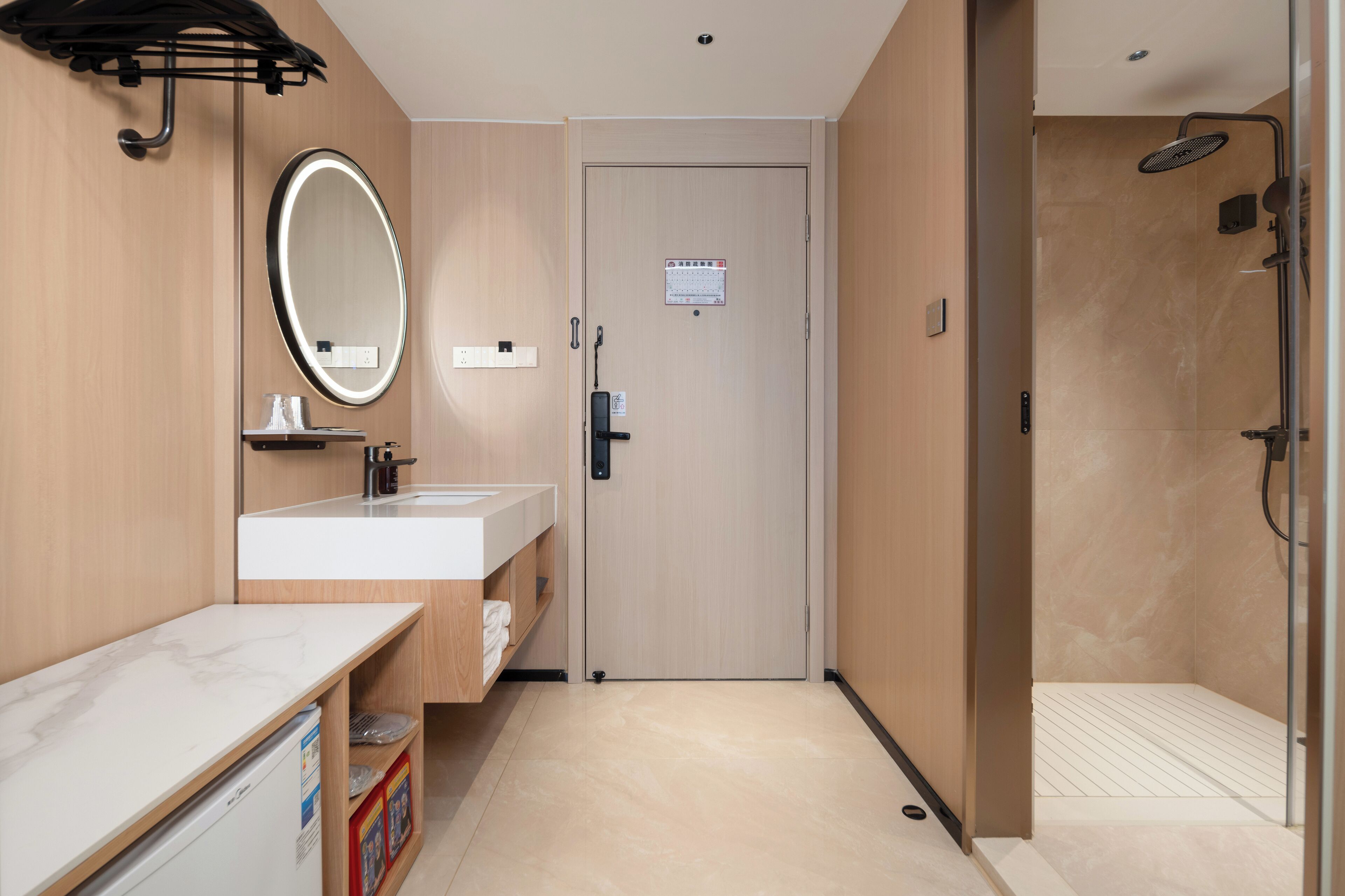 Relax Hotel Shenzhen Bao'an Airport