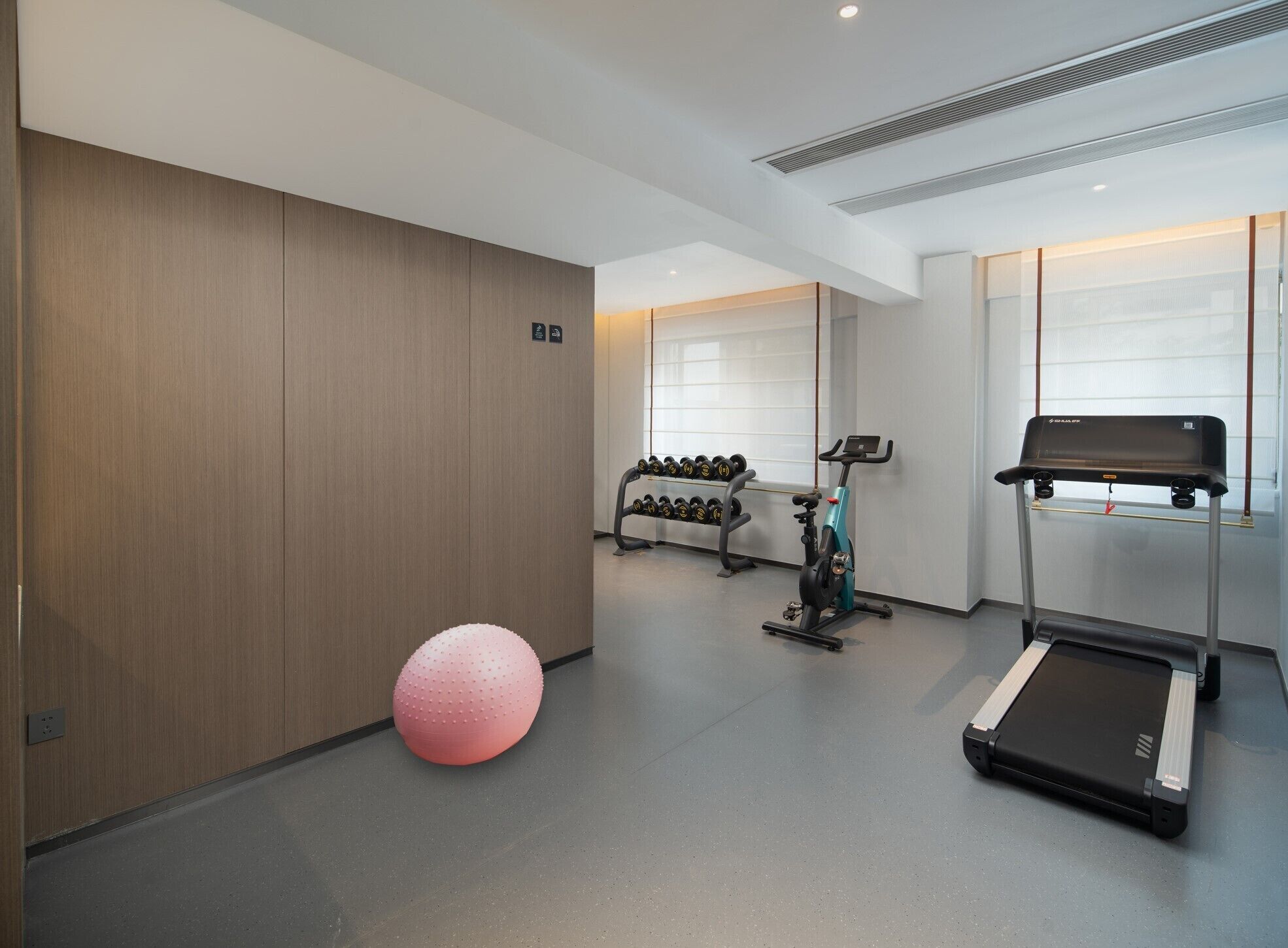 Relax Hotel Shenzhen Bao'an Airport