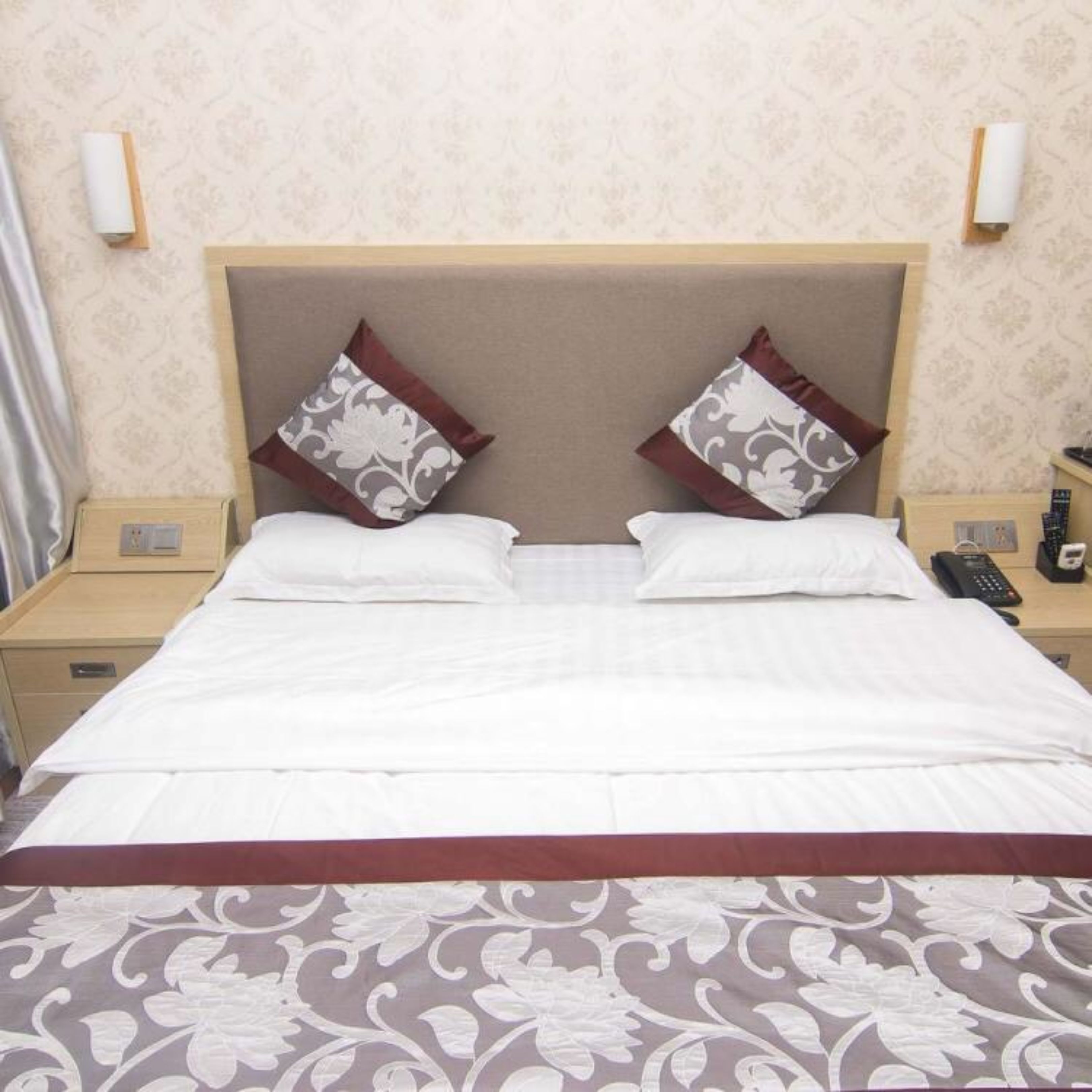 Sophie Roland Hotel Shenzhen Yuanling Branch