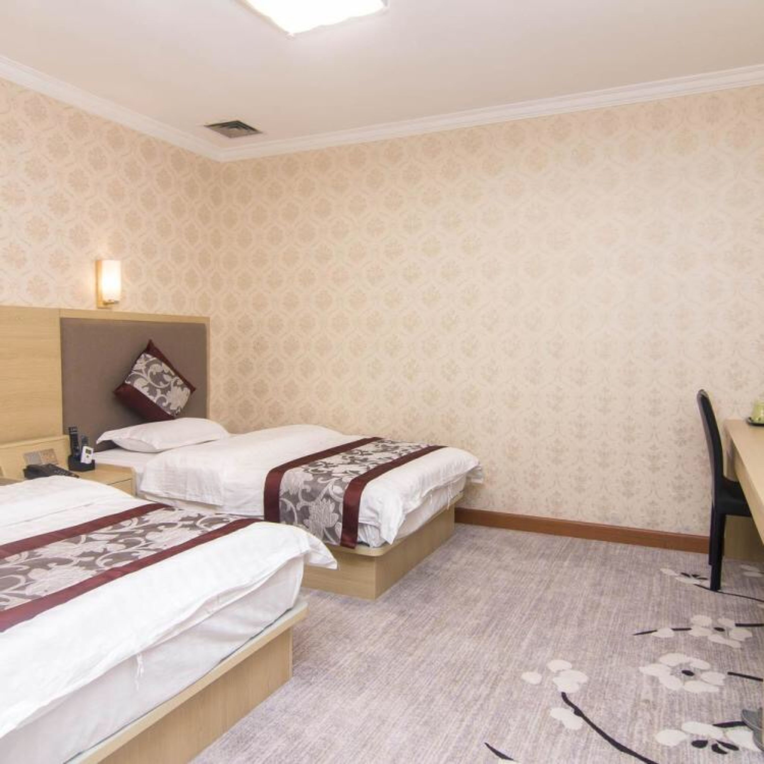 Sophie Roland Hotel Shenzhen Yuanling Branch
