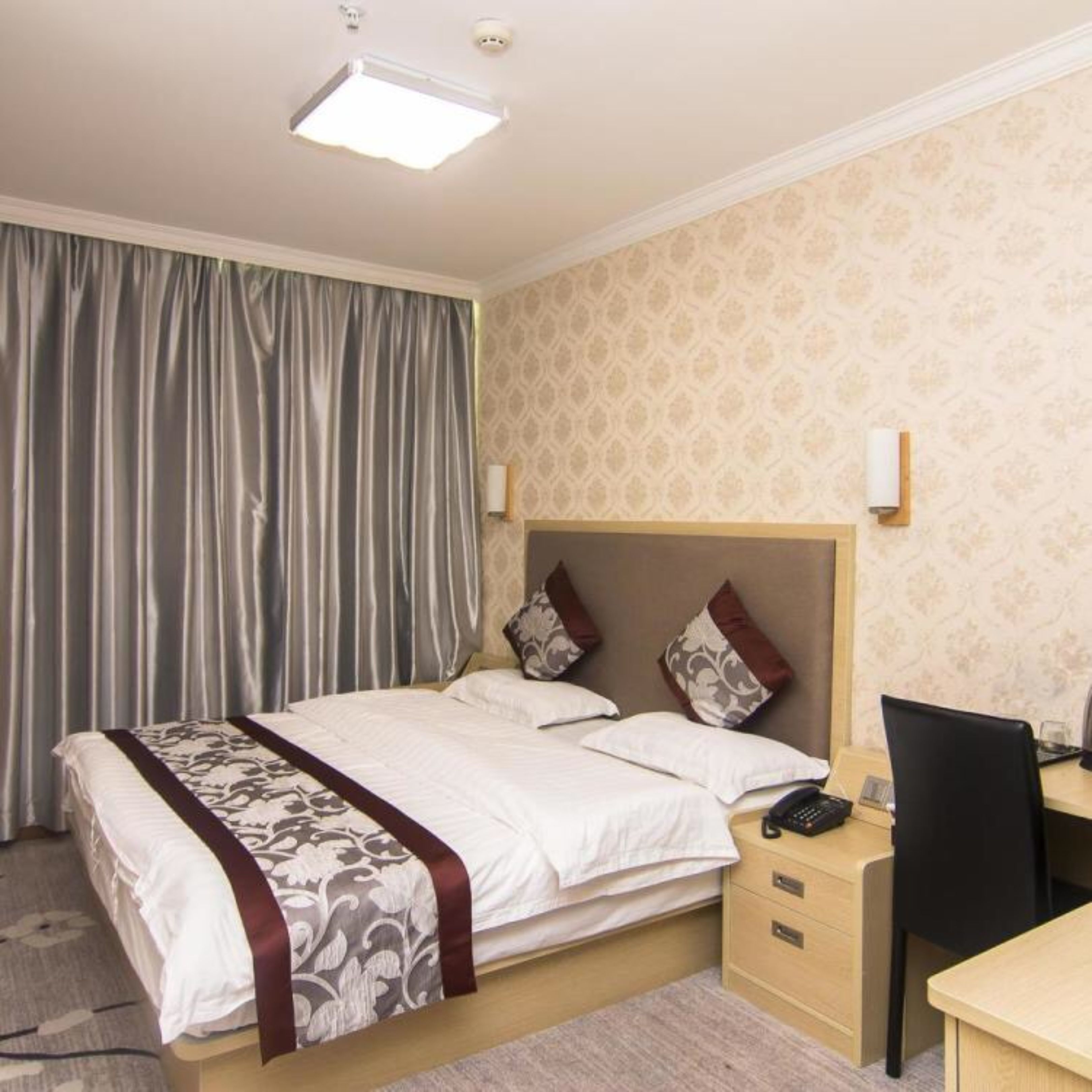 Sophie Roland Hotel Shenzhen Yuanling Branch