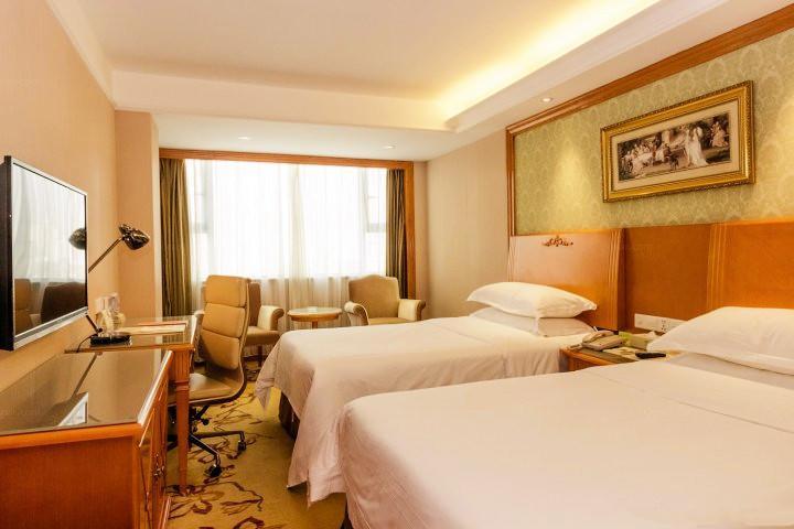 Vienna Hotel Shenzhen Huazhisha