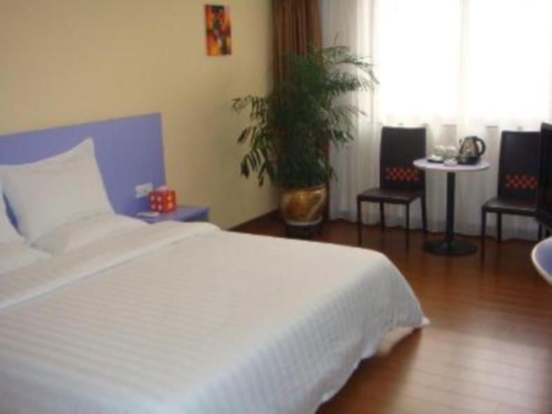 Yintong Trip Inn (Shenzhen Longyuan)