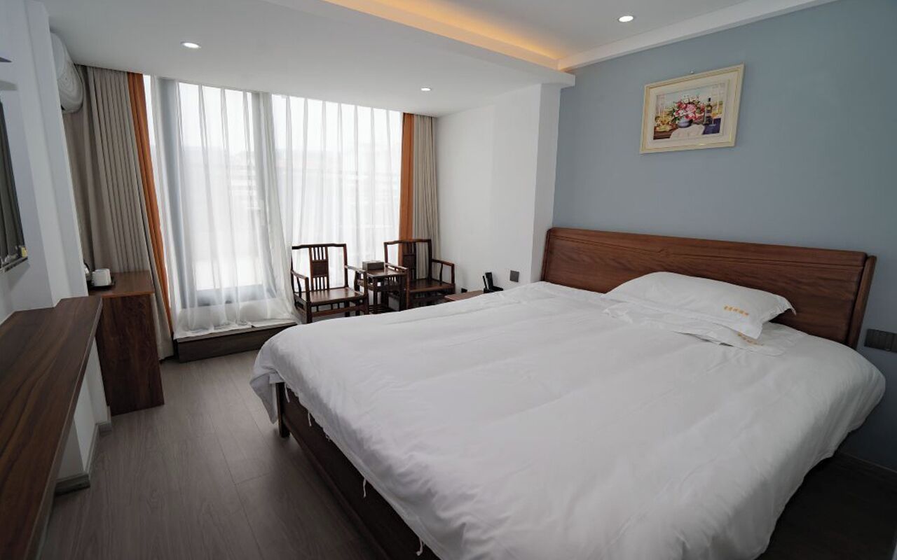 Starchain Zengcuoan Hotel