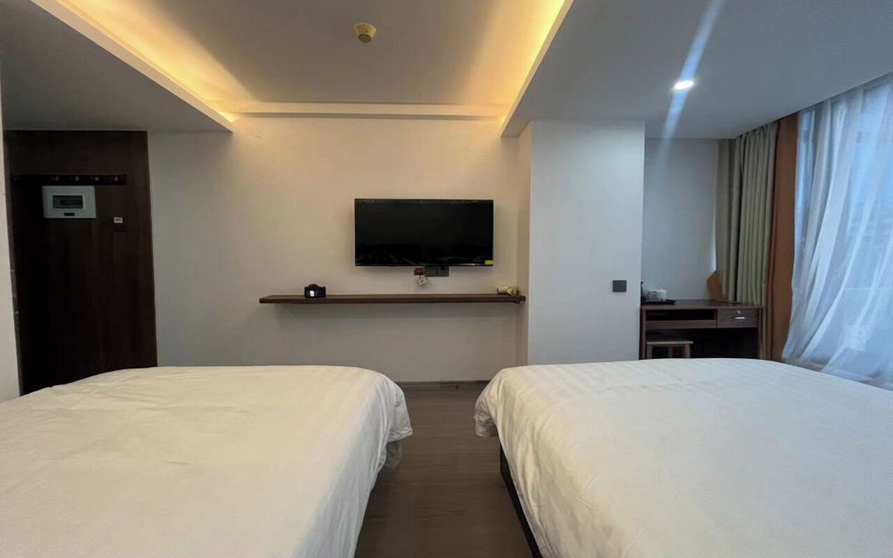 Starchain Zengcuoan Hotel