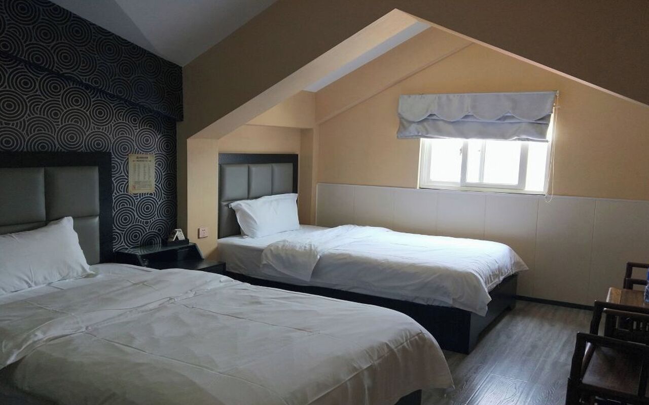 Starchain Zengcuoan Hotel