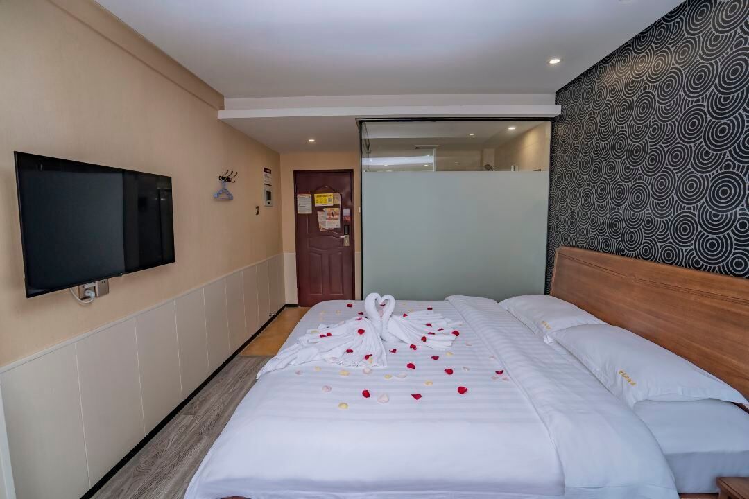 Starchain Zengcuoan Hotel