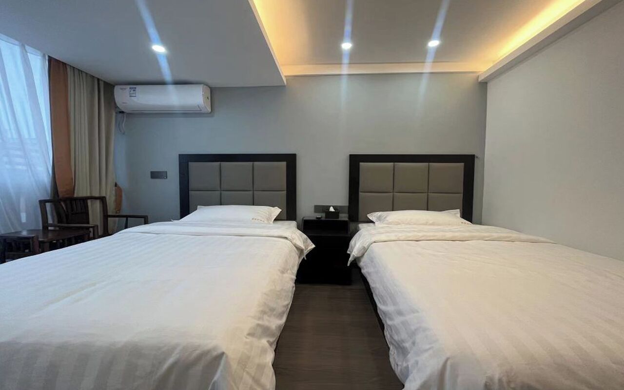 Starchain Zengcuoan Hotel