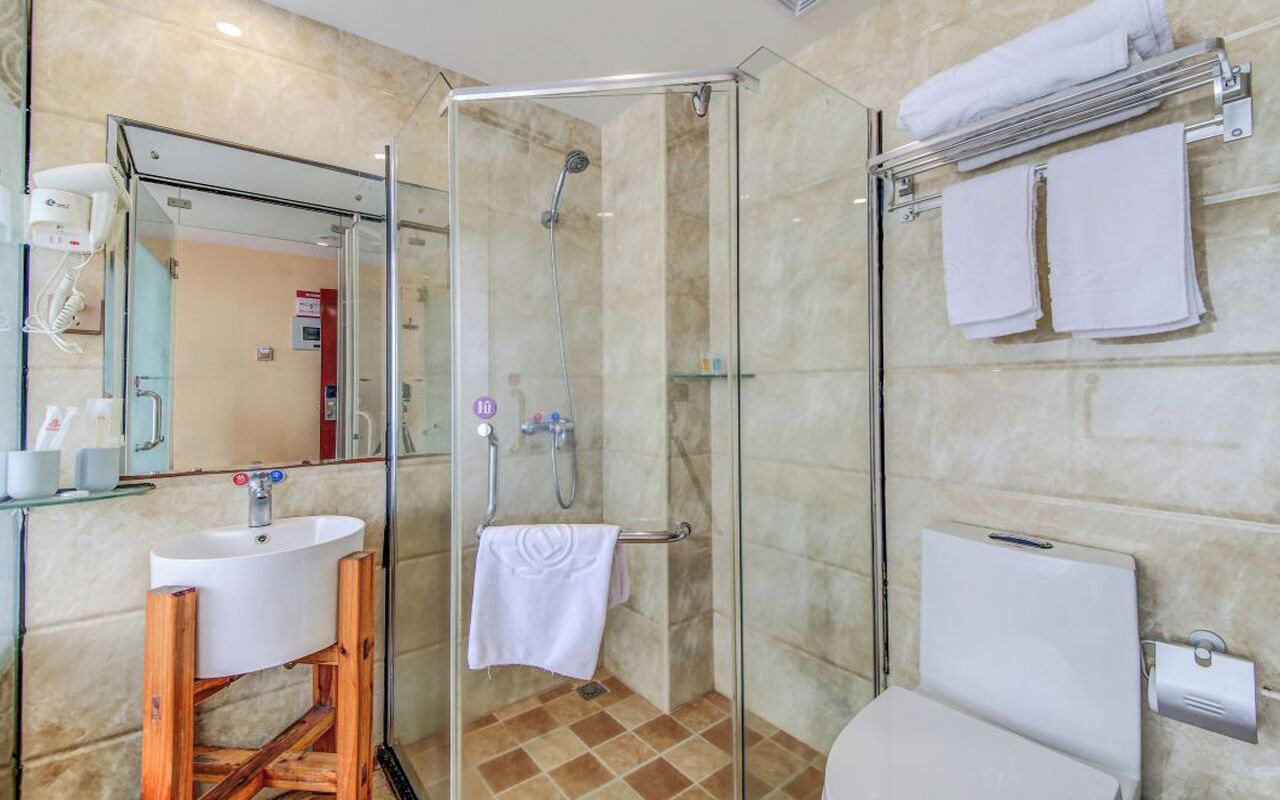 Starchain Zengcuoan Hotel