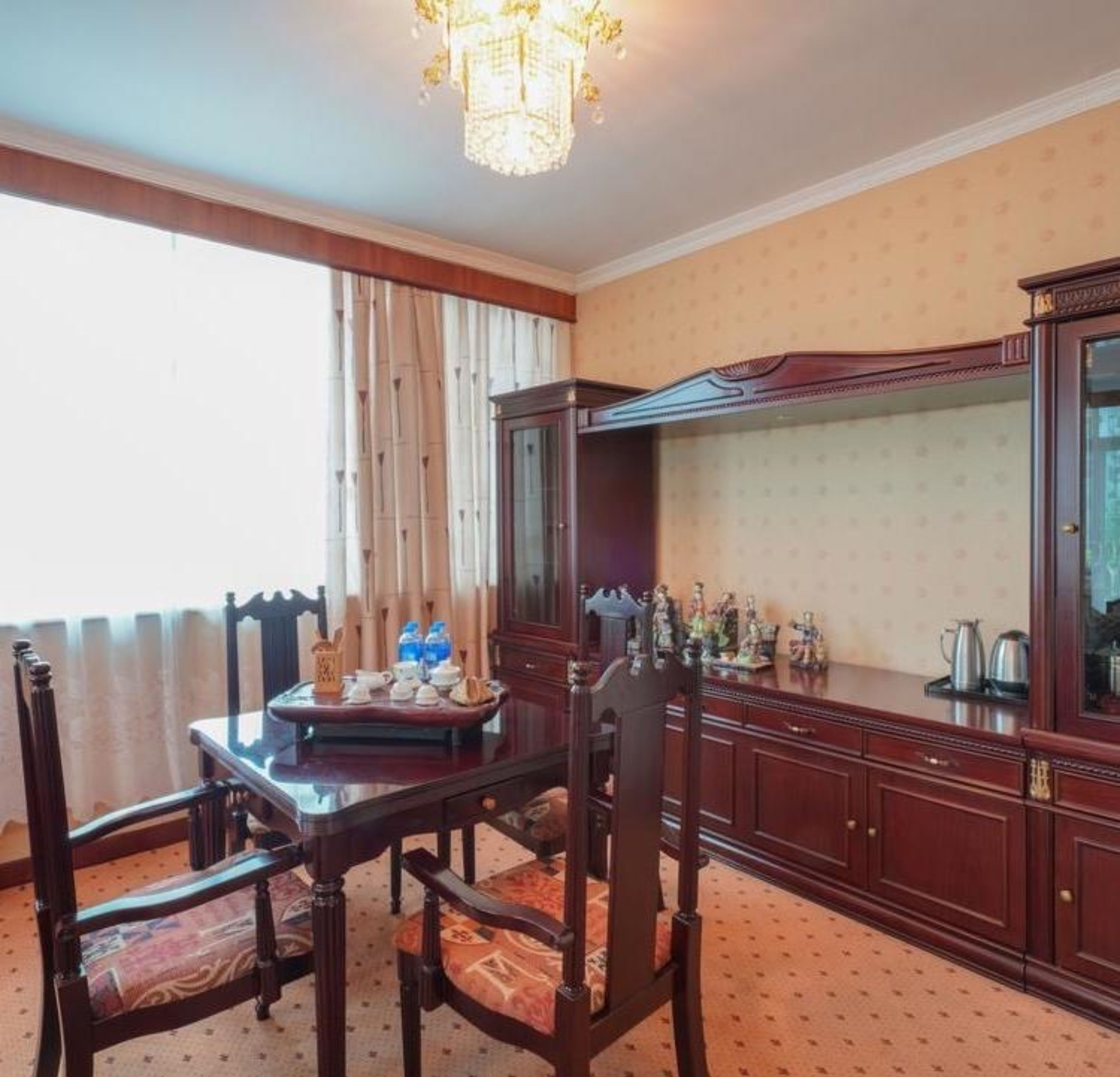 Xiamen Huaqiao Hotel