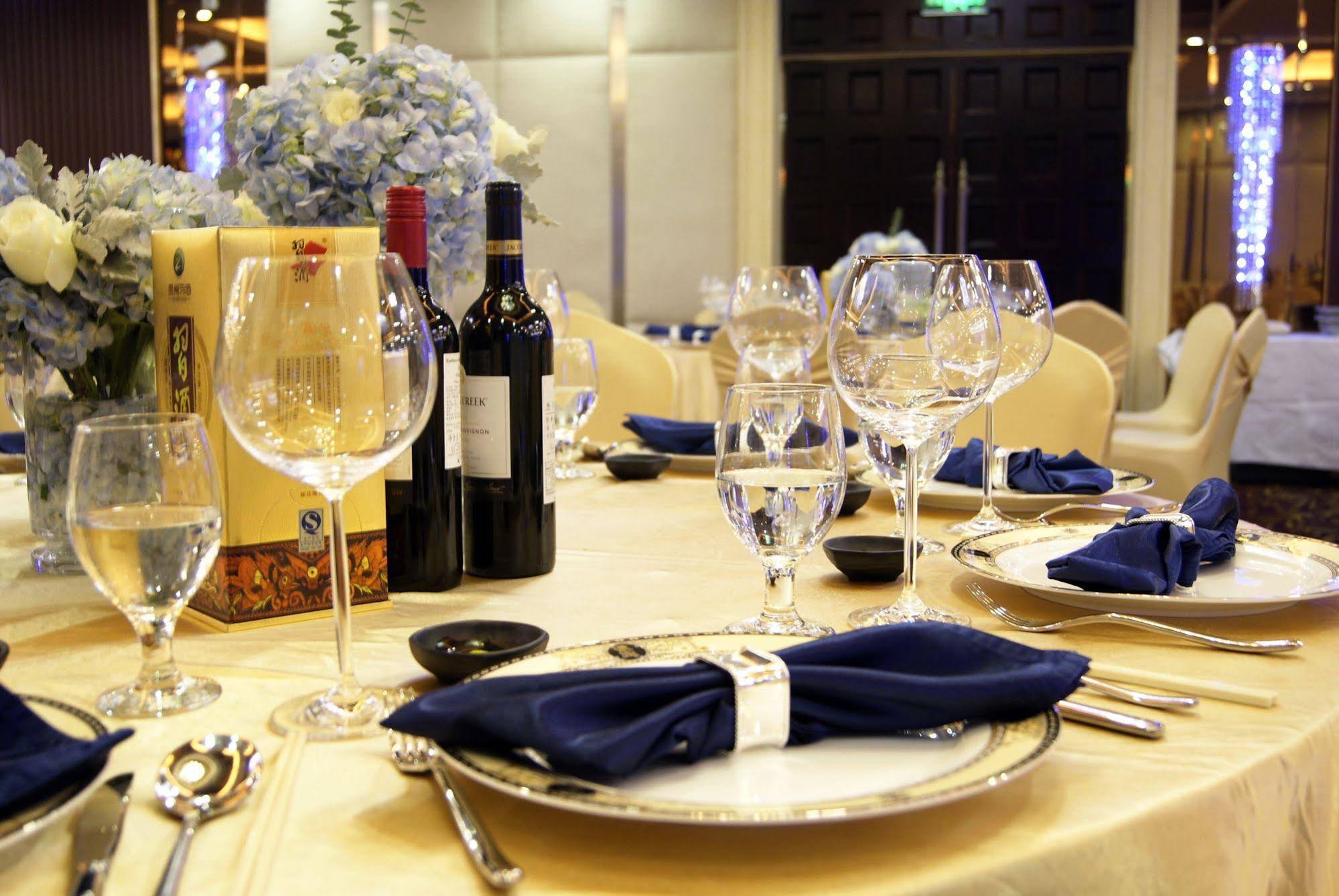 Harbour View Hotel & Resort