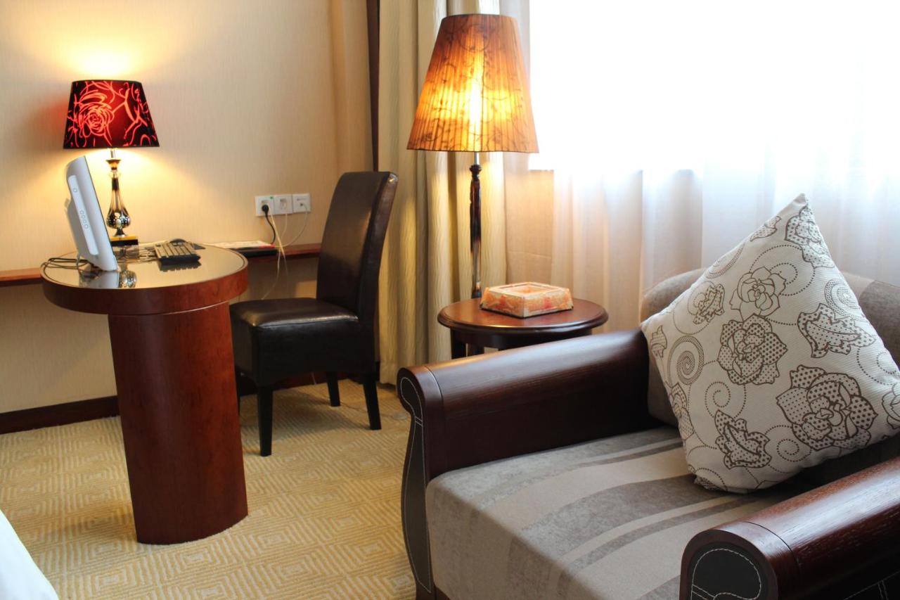 Paragon Holiday Hotel