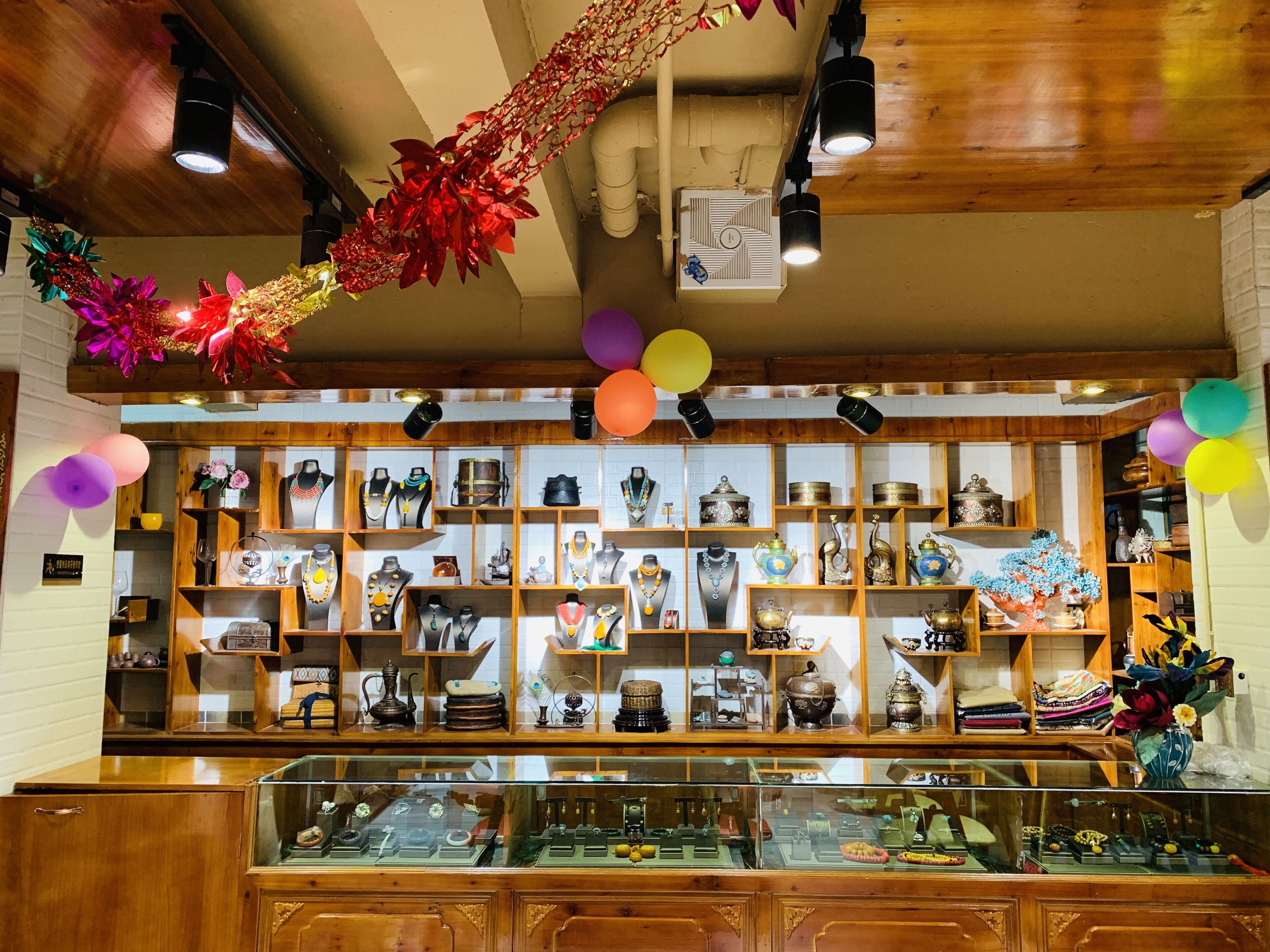 Lubhum Tsang Boutique Hotel