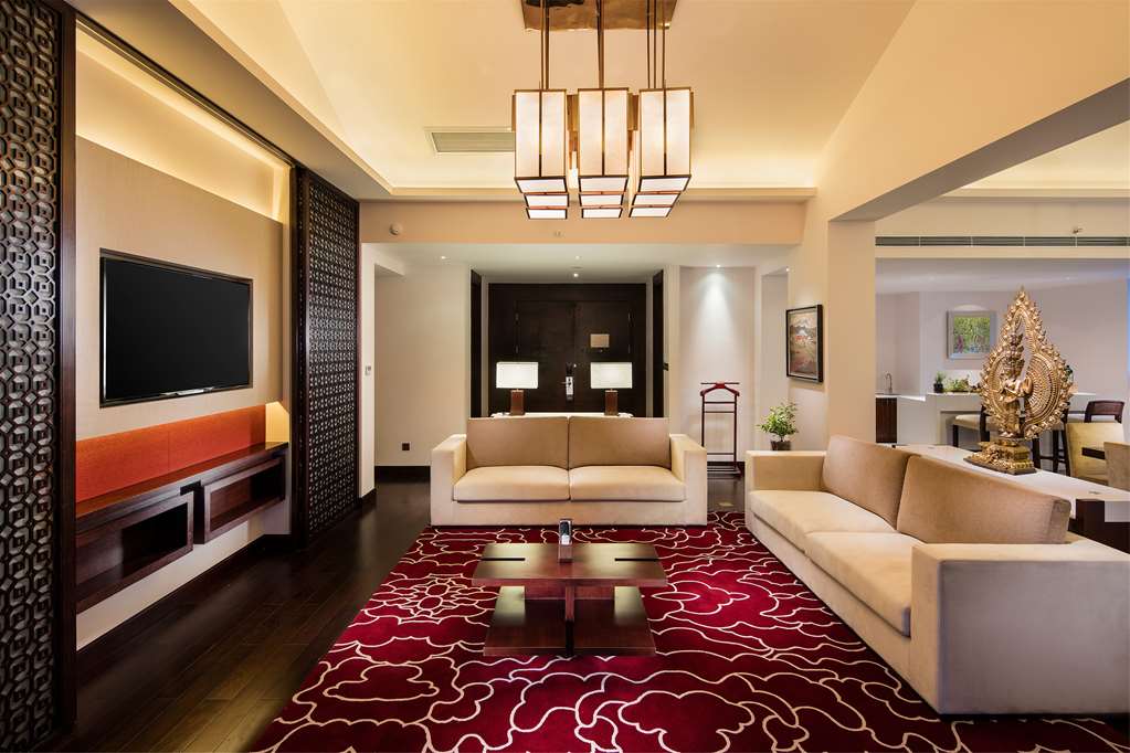 Hilton Linzhi Resort