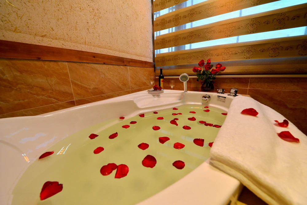 Kunlun Inn Shangri-La