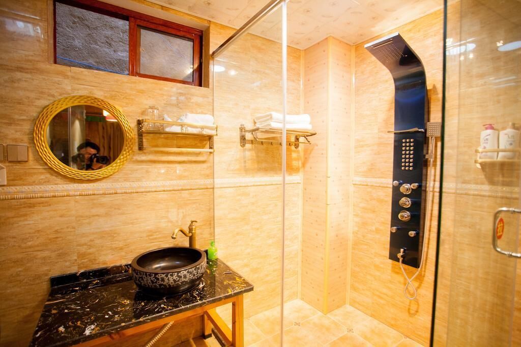 Shangri-La Gu Yue Boutique Guesthouse