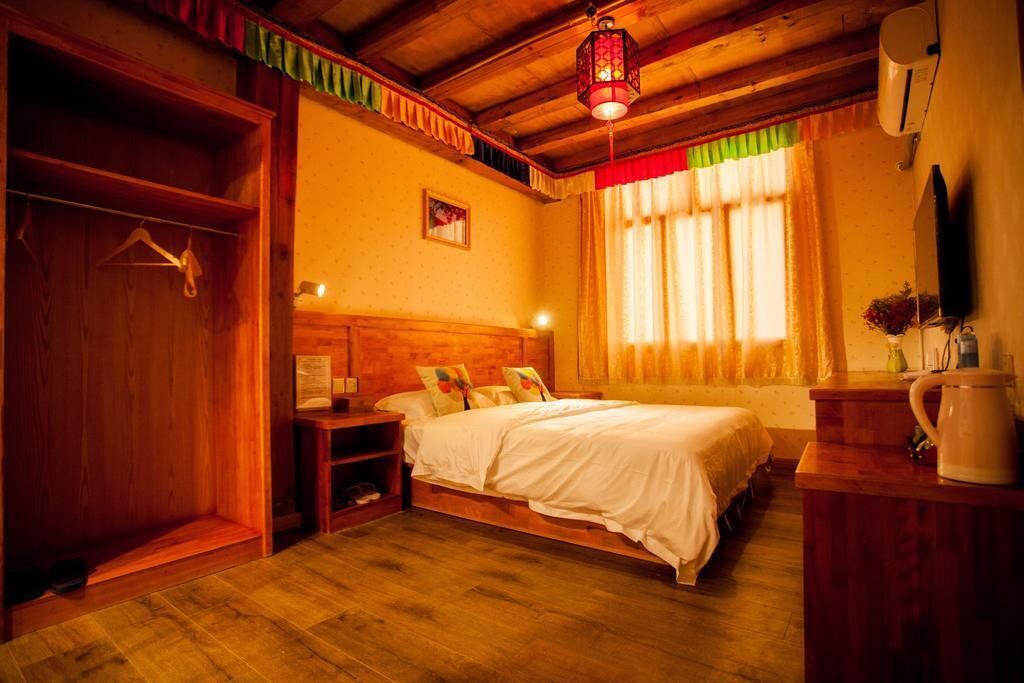 Shangri-La Gu Yue Boutique Guesthouse