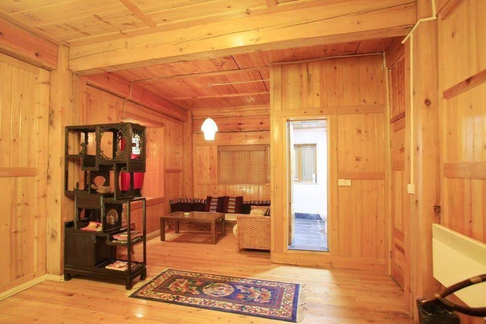 Shangri-la Zhengyi Homestay