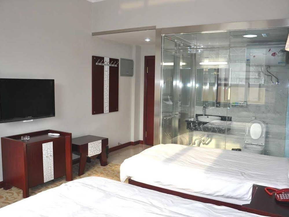 Airport Hotel Urumqi Express