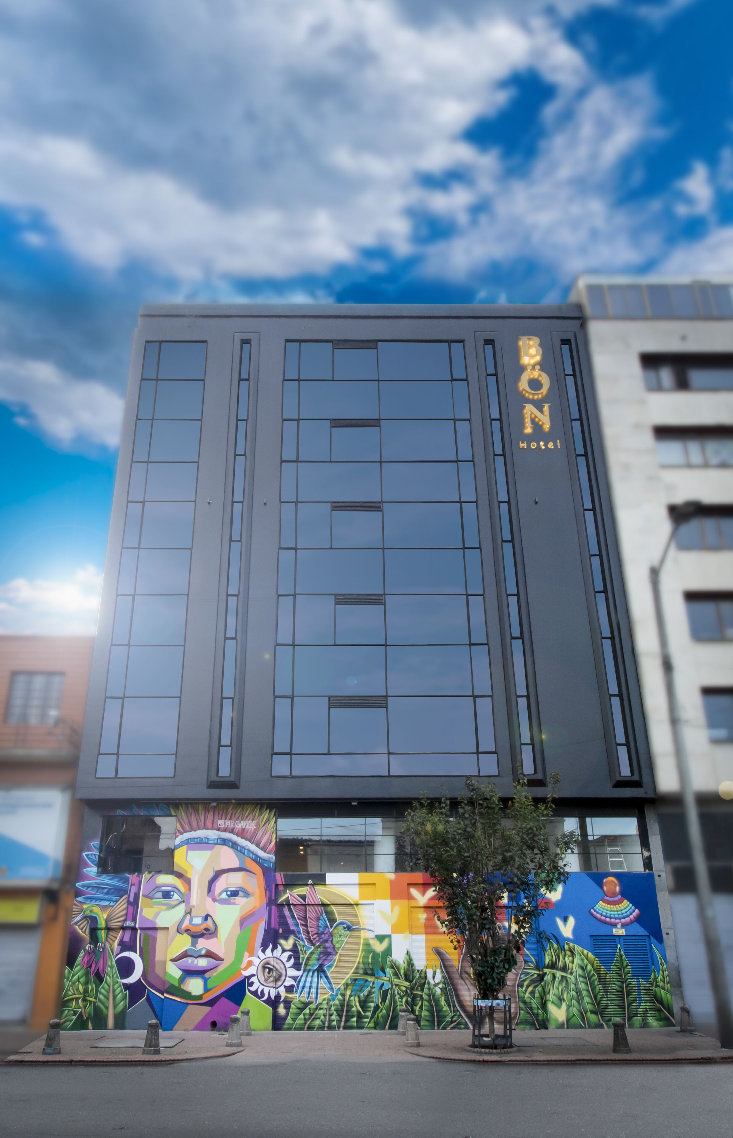 Bon 17 Hotel