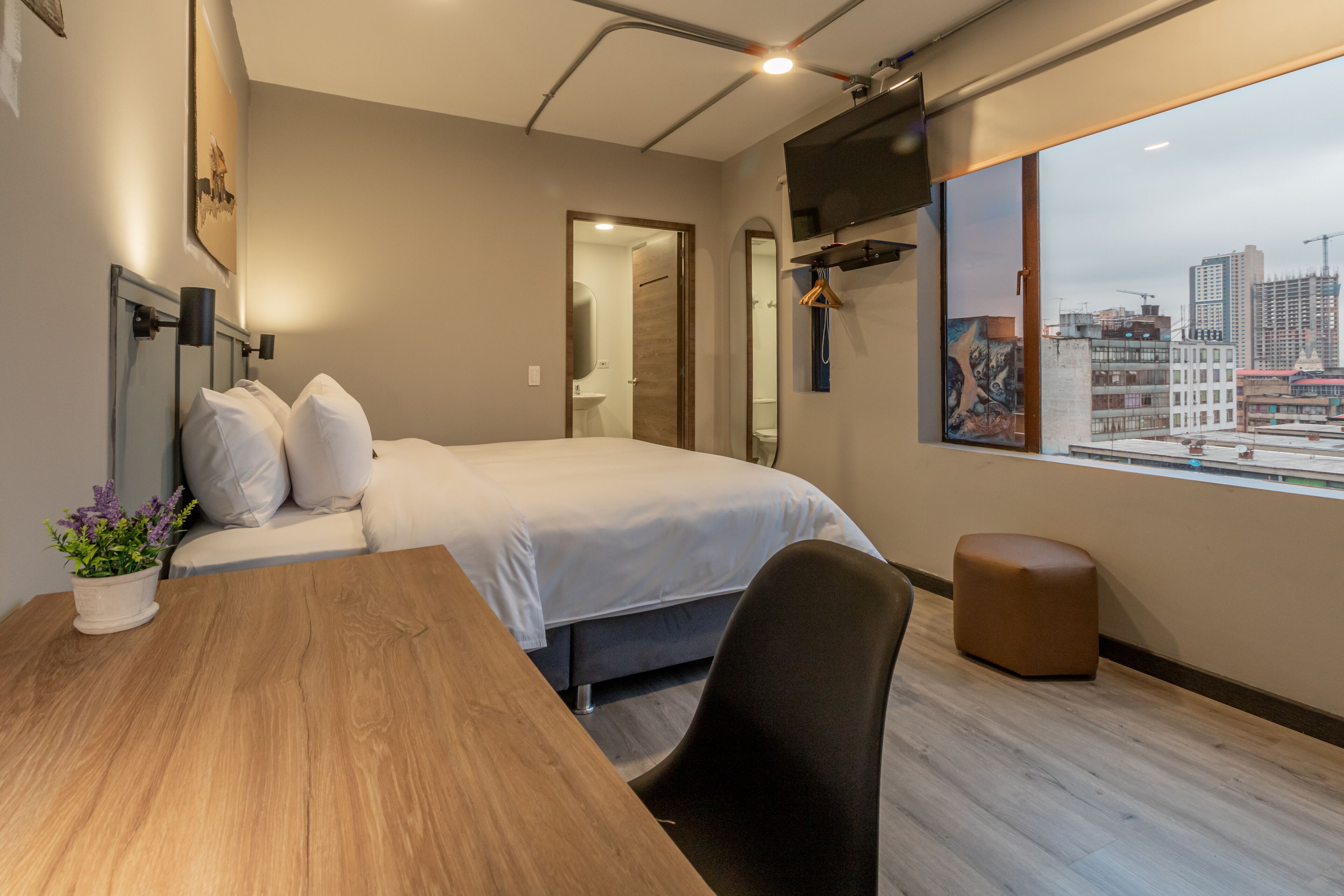 Bon 17 Hotel