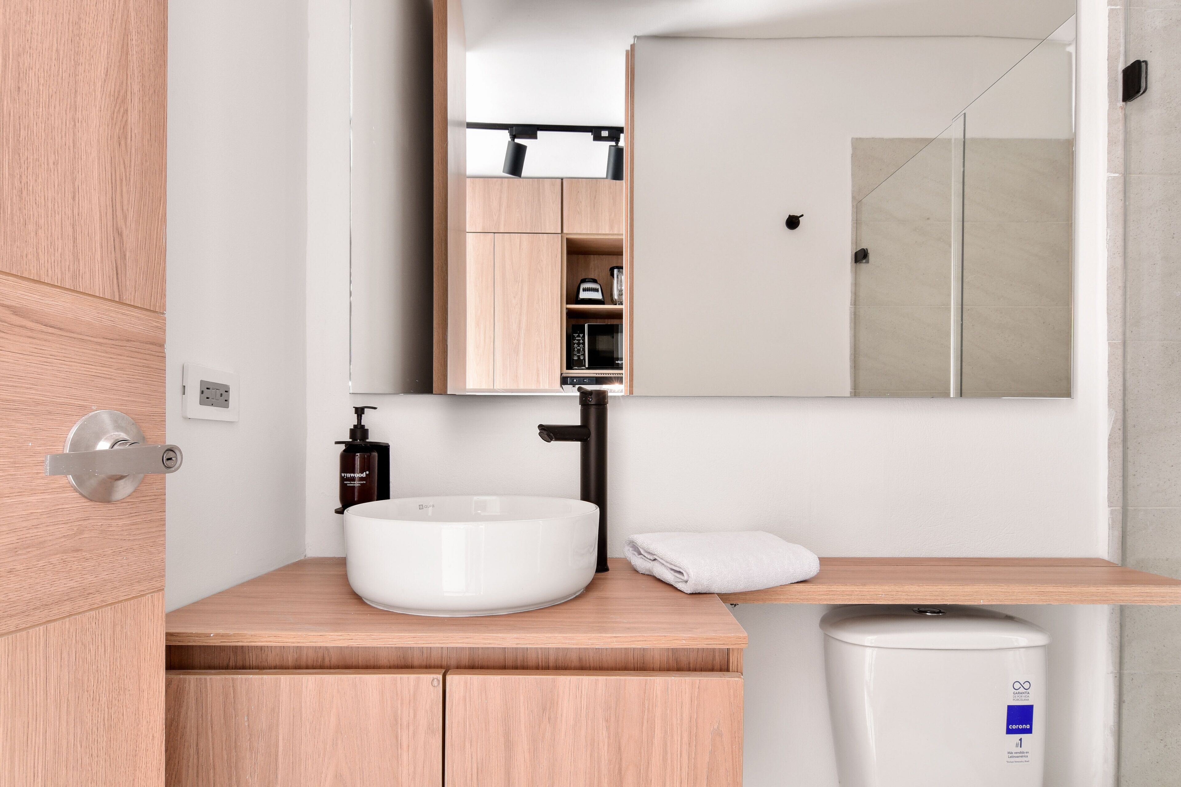 Nuevecuatro By Wynwood House