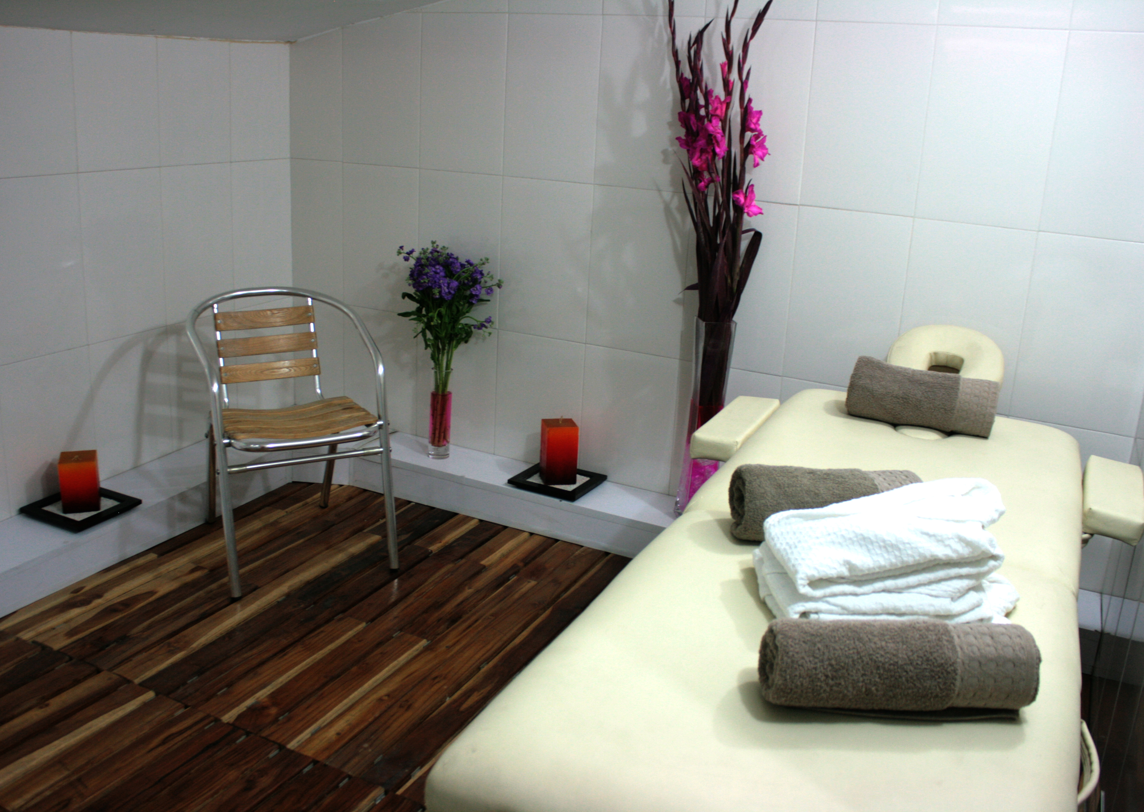 Hotel Regency Suites La Feria